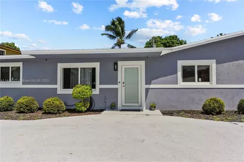 3825 NW 170th St, Miami Gardens, FL 33055