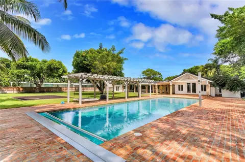 7800 SW 115 St, Pinecrest, FL 33156