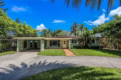 1319 Dewey St, Hollywood, FL 33019