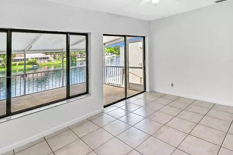 7118 Laurel Ln #., Miami Lakes, FL 33014 photo 14