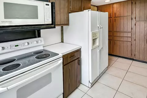 7118 Laurel Ln #., Miami Lakes, FL 33014 photo 10