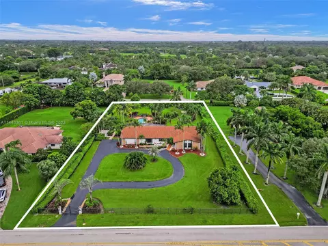 Undisclosed, Davie, FL 33325