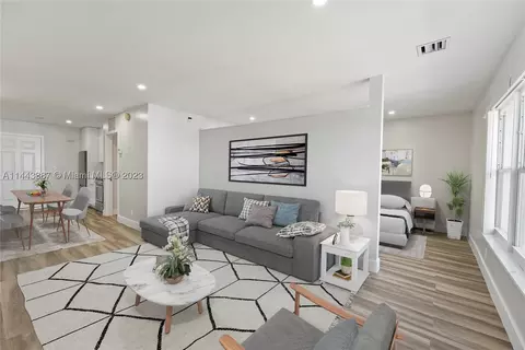 1770 E Las Olas Blvd #502, Fort Lauderdale, FL 33301