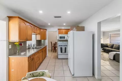4801 NW 49th Ct, Tamarac, FL 33319 photo 16