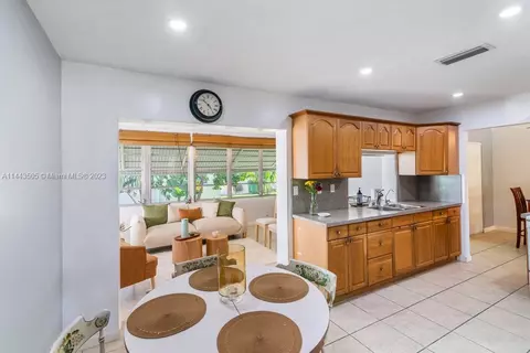 4801 NW 49th Ct, Tamarac, FL 33319 photo 18