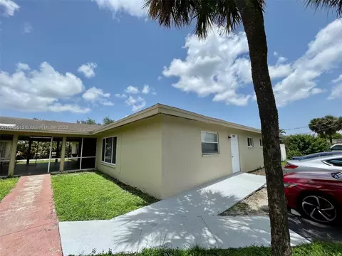 2751 NW 58th Ter, Lauderhill, FL 33313