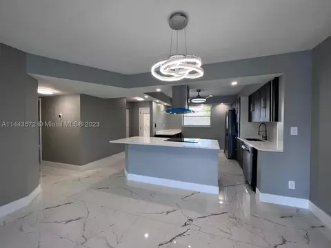 4960 E Sabal Palm Blvd #311, Tamarac, FL 33319