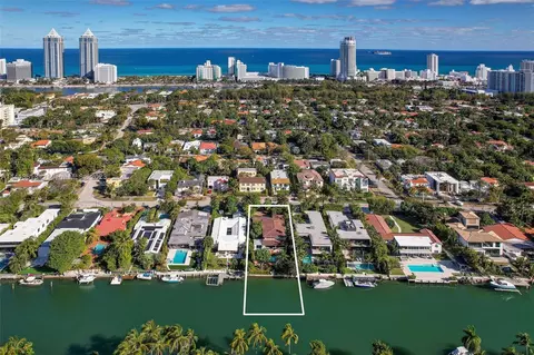 4530 Prairie Ave, Miami Beach, FL 33140