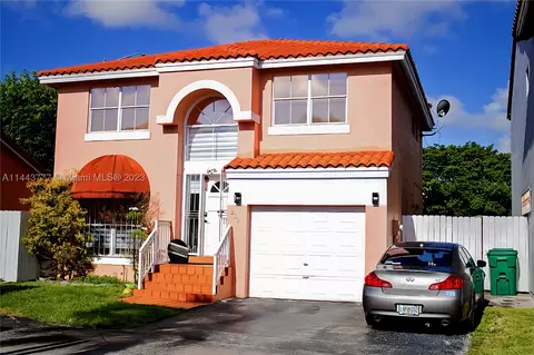 210 NW 86th Pl, Miami, FL 33126