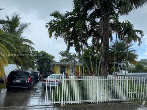 Undisclosed, Miami, FL 33165