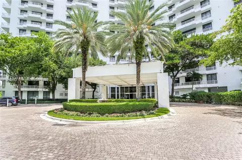 3300 NE 192nd St #1214, Aventura, FL 33180