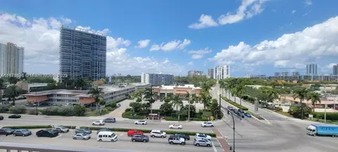 2200 E Hallandale Beach Blvd #704, Hallandale Beach, FL 33009