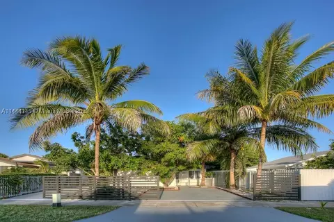 19315 SW 121st Ct, Miami, FL 33177
