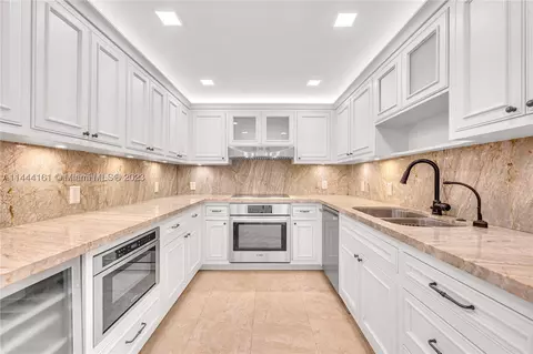 11 Island Ave #2007, Miami Beach, FL 33139