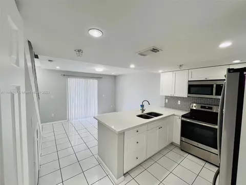 9 E 4th St #207, Hialeah, FL 33010 photo 9