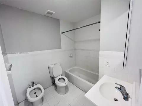9 E 4th St #207, Hialeah, FL 33010 photo 21