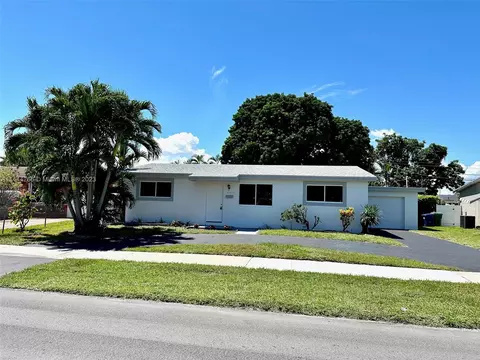20034 NW 12th Pl, Miami Gardens, FL 33169