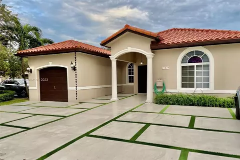 15238 SW 39th Ter, Miami, FL 33185