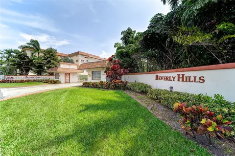 5300 Washington St #K128, Hollywood, FL 33021