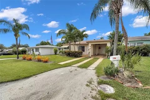 2616 Rodman St, Hollywood, FL 33020