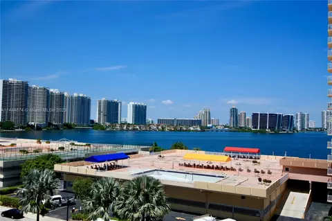 250 174th St #612, Sunny Isles Beach, FL 33160