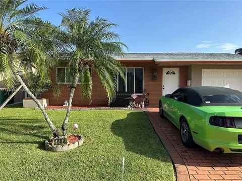 5004 NW 51st Ct, Tamarac, FL 33319