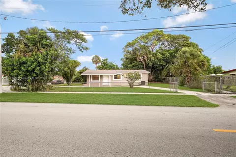 3401 NW 4th St, Lauderhill, FL 33311