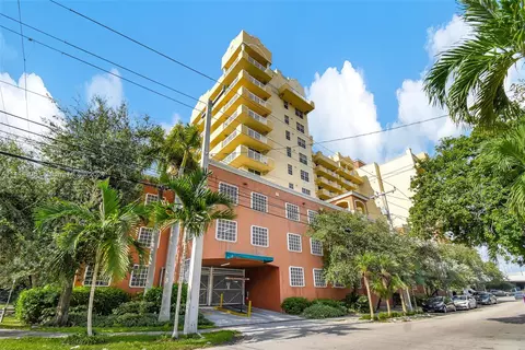 215 SW 42nd Ave #403, Miami, FL 33134