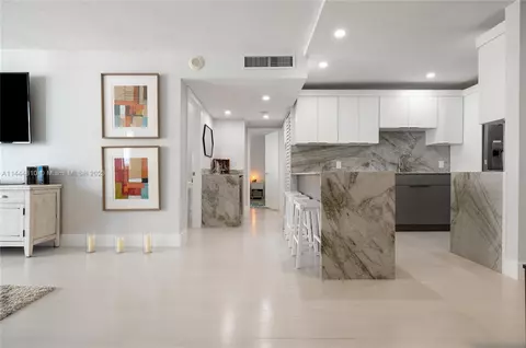 5701 Collins Ave #1417, Miami Beach, FL 33140