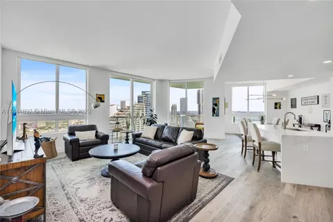 1900 N Bayshore Dr #4212, Miami, FL 33132