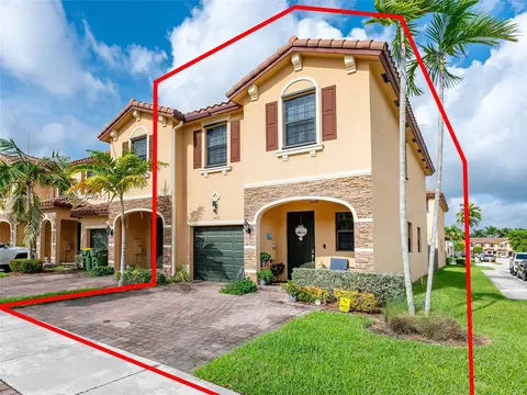 142 SE 34th Ter, Homestead, FL 33033