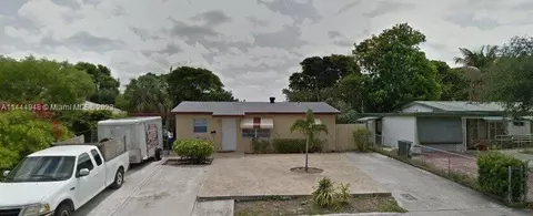 311 NW 12th Ave, Delray Beach, FL 33444