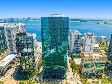 1395 Brickell Ave #2710, Miami, FL 33131