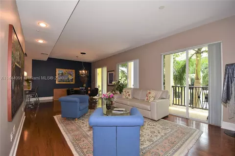 226 N Latitude Cir #305, Delray Beach, FL 33483