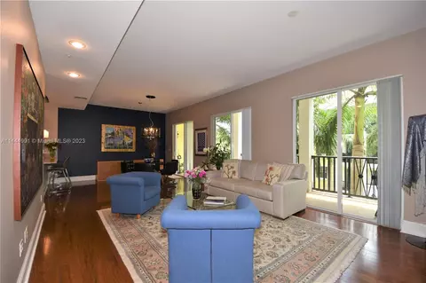 226 N Latitude Cir #305, Delray Beach, FL 33483