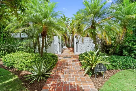 2716 Granada Blvd, Coral Gables, FL 33134