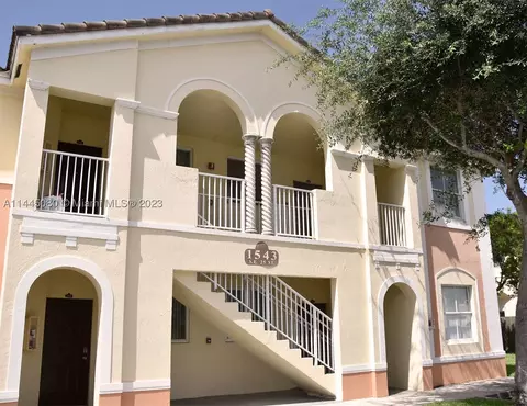 1543 SE 25th St #207, Homestead, FL 33035