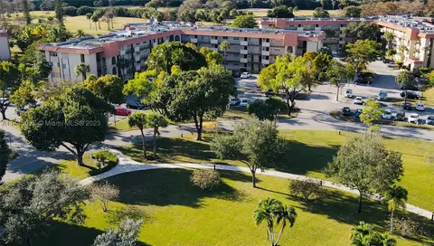 6361 N Falls Circle Dr #404, Lauderhill, FL 33319
