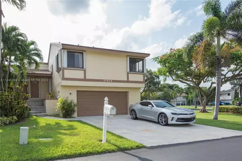 21838 SW 100th Pl, Cutler Bay, FL 33190