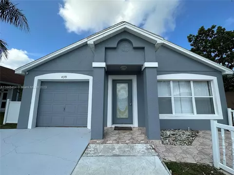 439 Belvoir Dr, Davenport, FL 33837