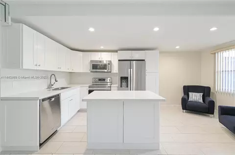 1551 SW 135th Ter #113G, Pembroke Pines, FL 33027