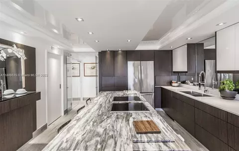 401 Ocean Dr #801, Miami Beach, FL 33139