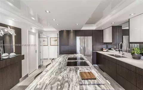401 Ocean Dr #801, Miami Beach, FL 33139