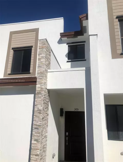 305 NE 208th Ter #305, Miami, FL 33179