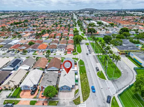 3192 W 72nd Ter, Hialeah, FL 33018 photo 25
