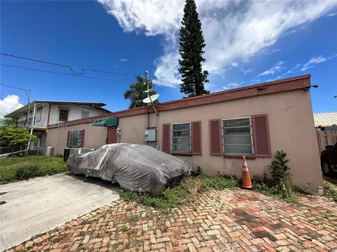 8271 NW South River Dr, Medley, FL 33166