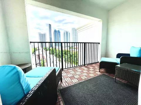 17150 N Bay Rd #2815, Sunny Isles Beach, FL 33160