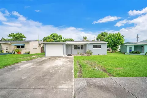 2239 Wiley St, Hollywood, FL 33020