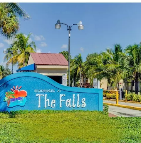 13900 SW 90 Ave #208-EE, Miami, FL 33176