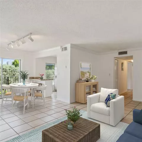 110 Salamanca Ave #301, Coral Gables, FL 33134
